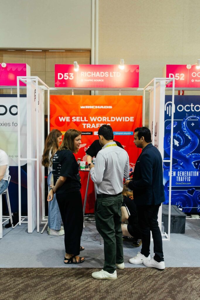 Команда RichAds на Affiliate World Asia 2025: фотоотчет из Бангкока